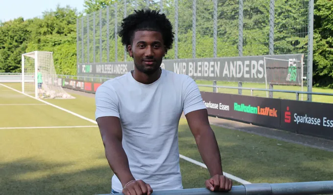 Herzlich willkommen beim FC Kray, Chrysanth!