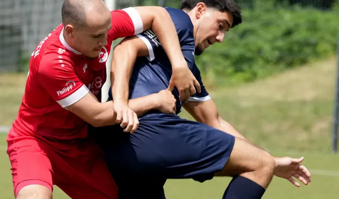 Derbysieger - 2:0 Auswärtssieg bei der SG Schönebeck