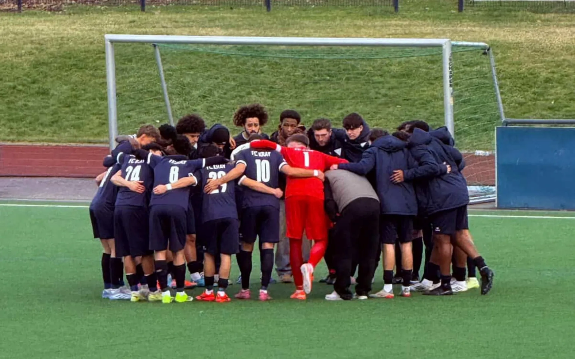 Gelungener Rückrundenauftakt - 3:0-Sieg beim VfB Speldorf 