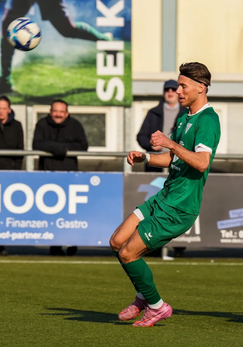 1. Mannschaft erkämpft sich ein 2:2 gegen Niederwenigern