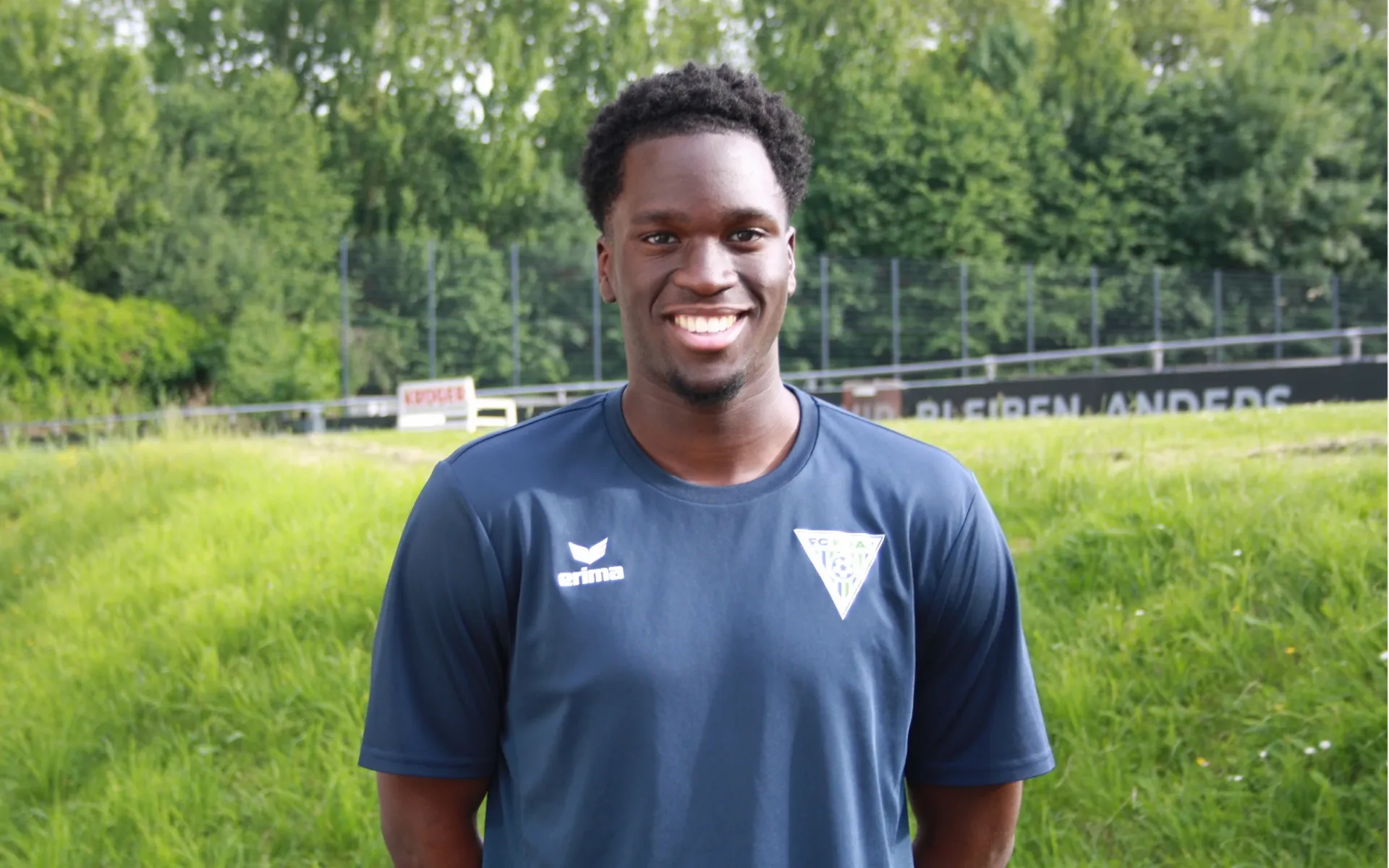 Elvis bleibt auch in der kommenden Saison beim FC Kray