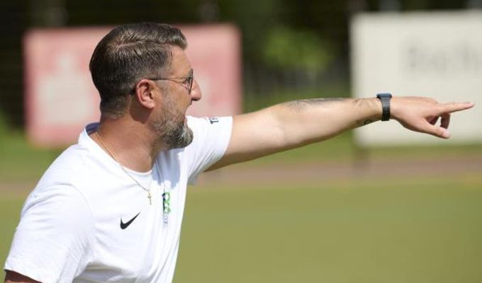 FC Kray trennt sich von Trainer Bartosz Maslon